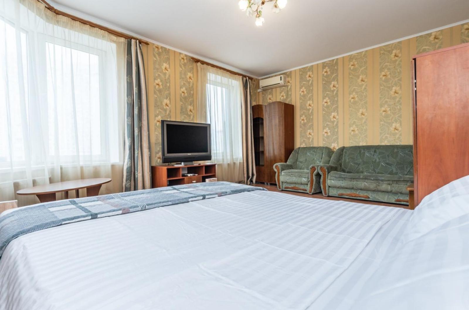Комфортная Квартира На Метро Осокорки Kiev Luaran gambar